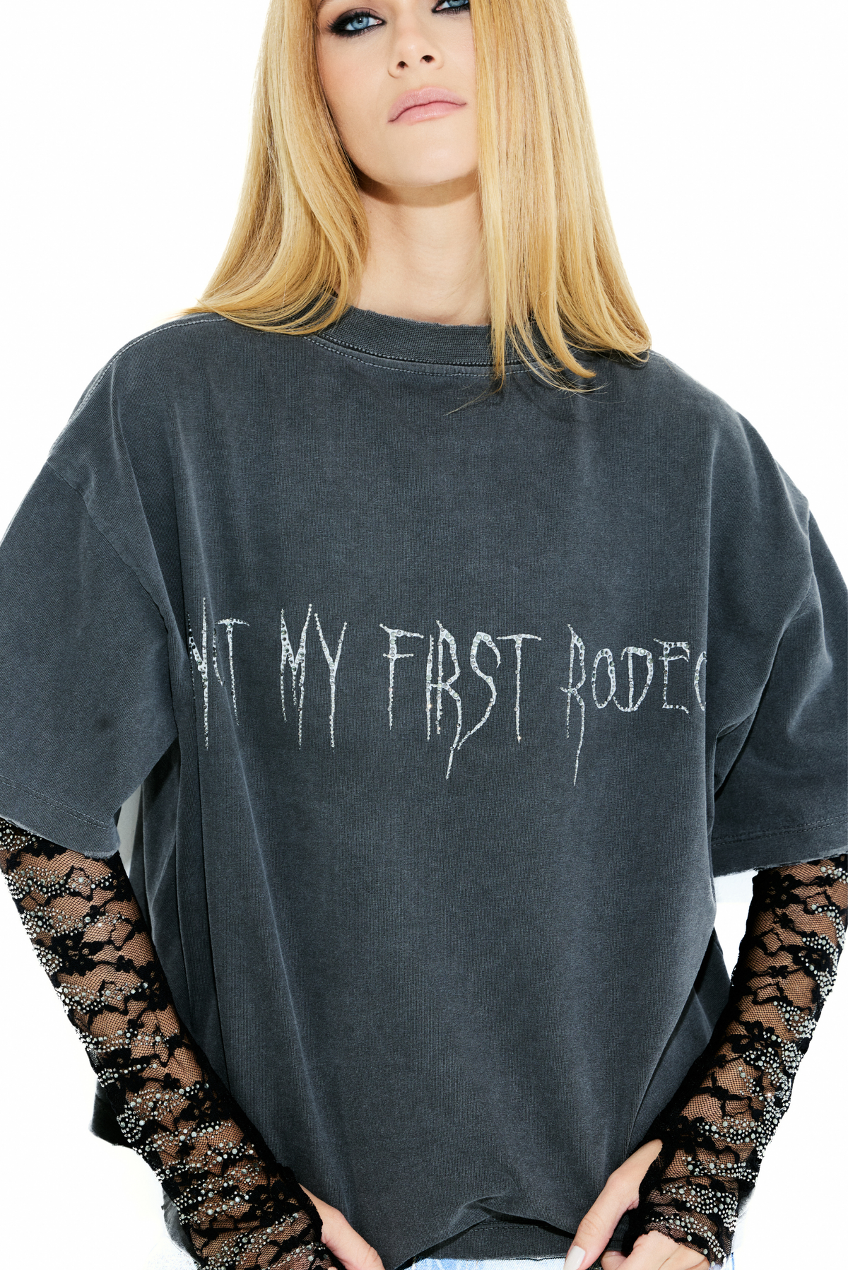 Camiseta Not My First Rodeo